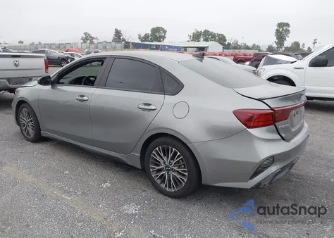 2022 Kia Forte Gt-Line из США, поврежденный, VIN 3KPF54AD1NE504141